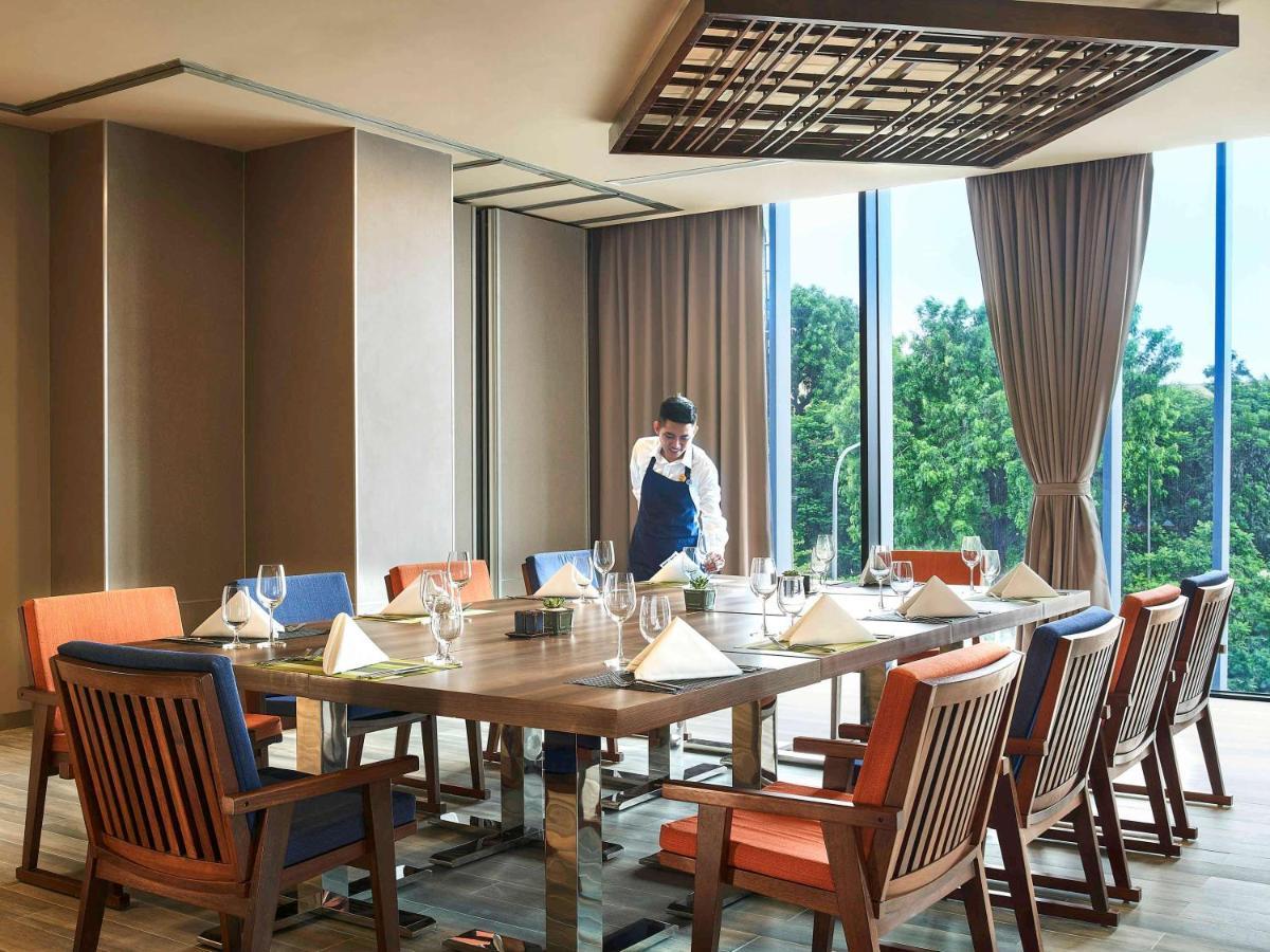 Hotel Novotel Thai Ha Hanoi