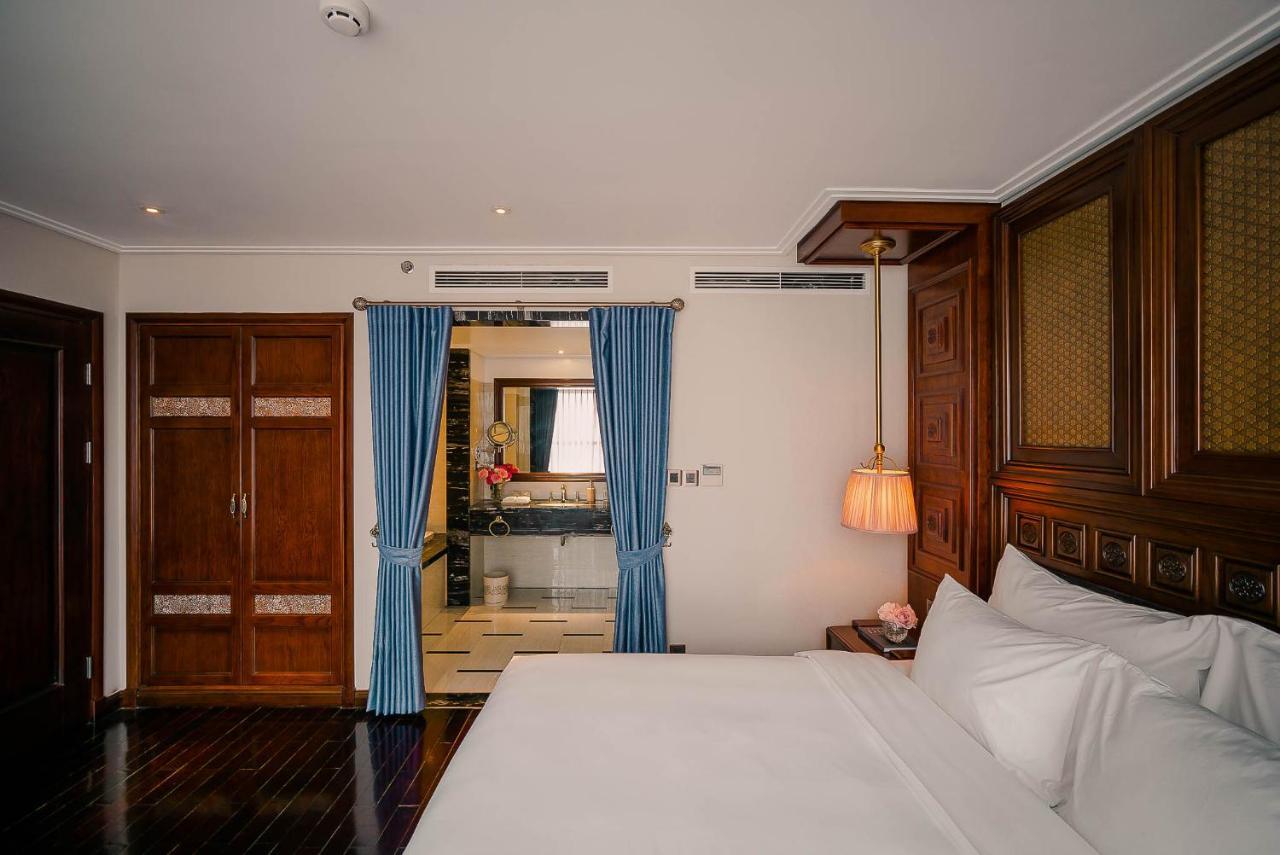 Le Jardin Haute Couture Hanoi
