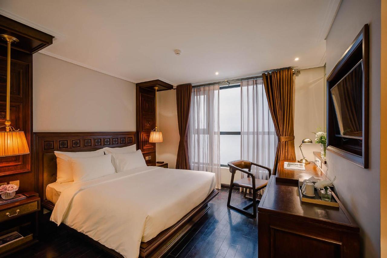 Le Jardin Haute Couture Hotel 4*