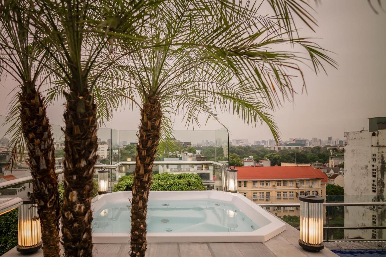 Le Jardin Haute Couture Hotel 4*