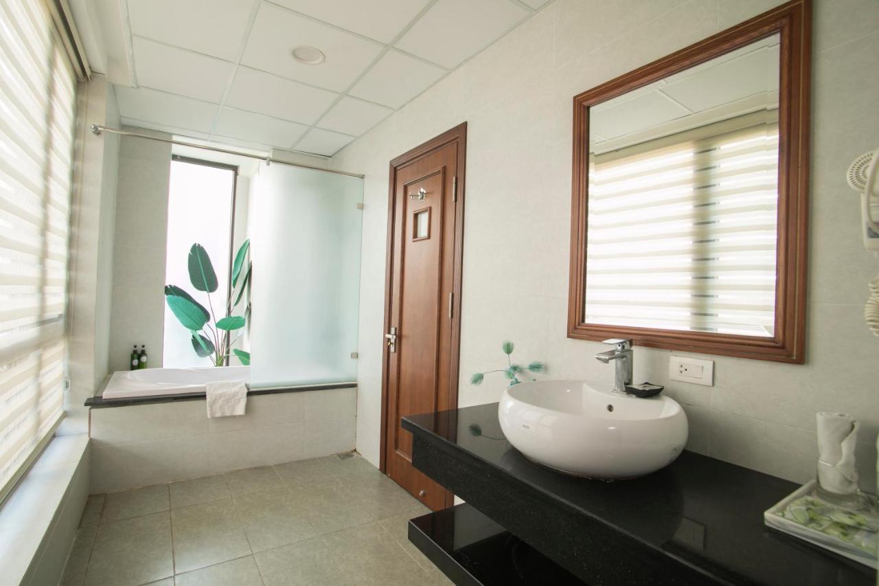 Western Boutique 3* Hanoi