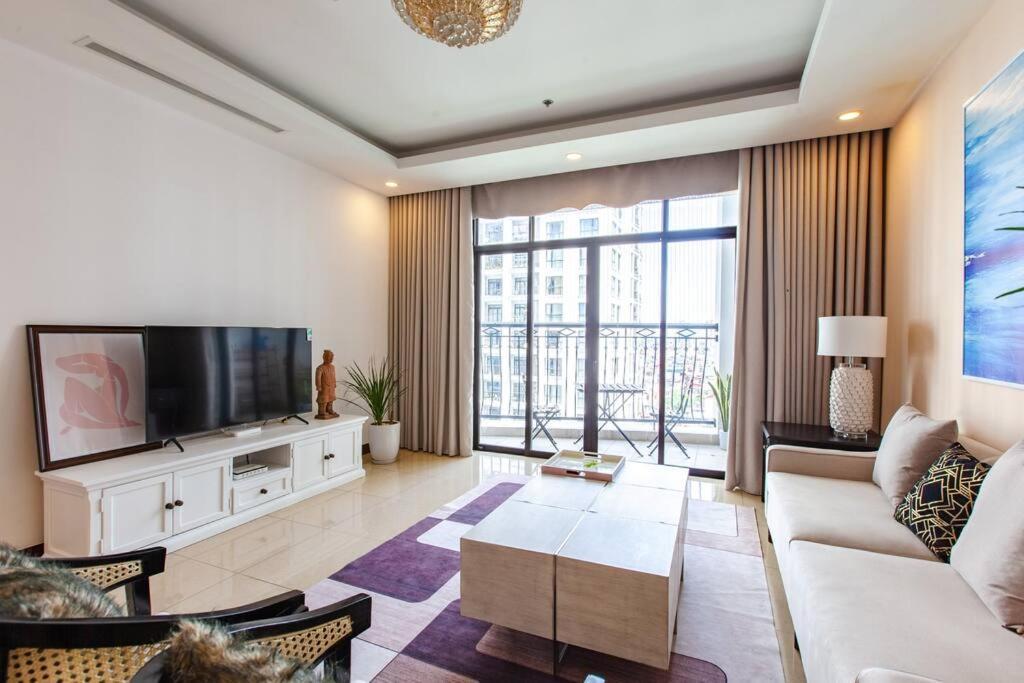 Apartment Chi's House - Vinhomes Royal - 2br *