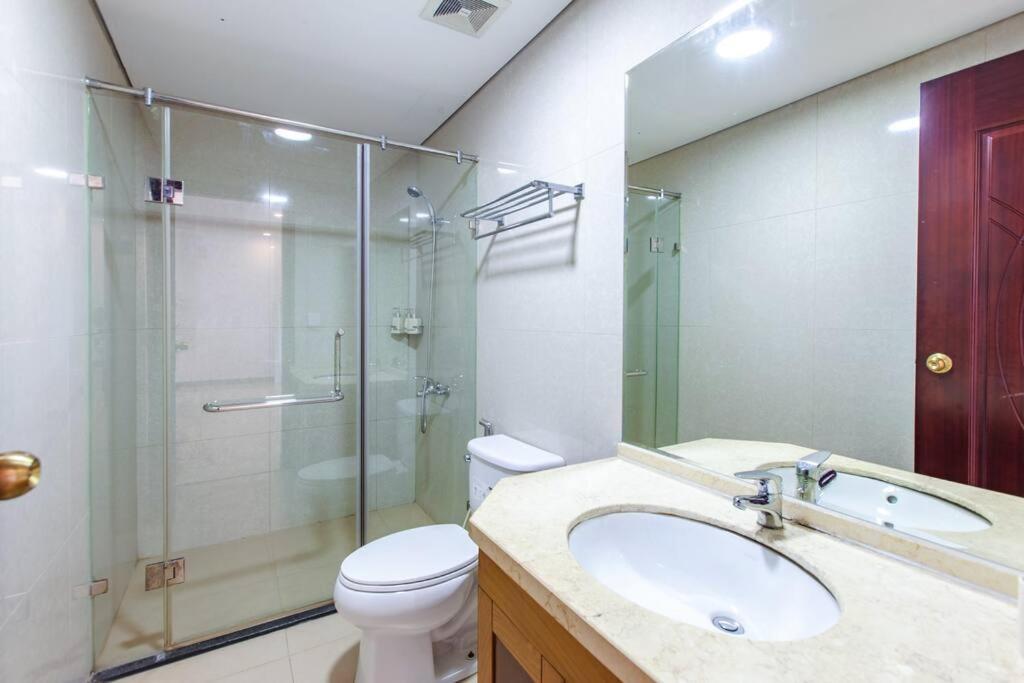 Chi's House - Vinhomes Royal - 2br Apartment *