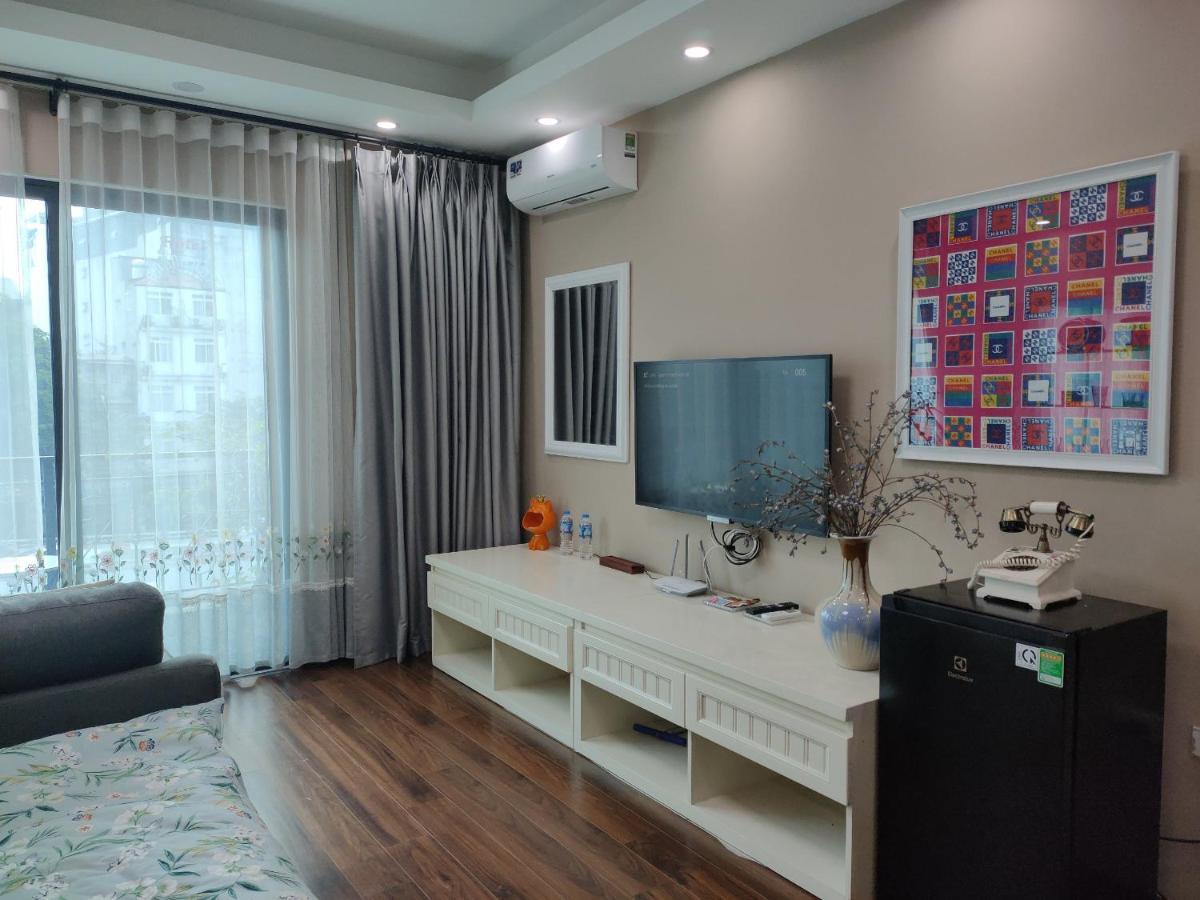 Homestay Nha Pho Ha Noi Sinsoledad - 437 Hong Ha Street Guest house