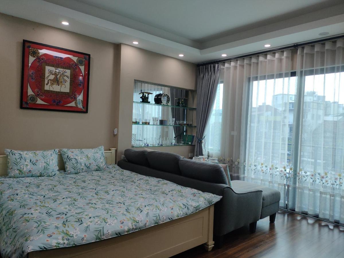 Homestay Nha Pho Ha Noi Sinsoledad - 437 Hong Ha Street Guest house