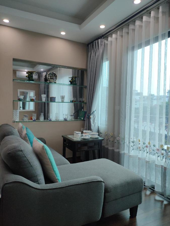Guest house Homestay Nha Pho Ha Noi Sinsoledad - 437 Hong Ha Street