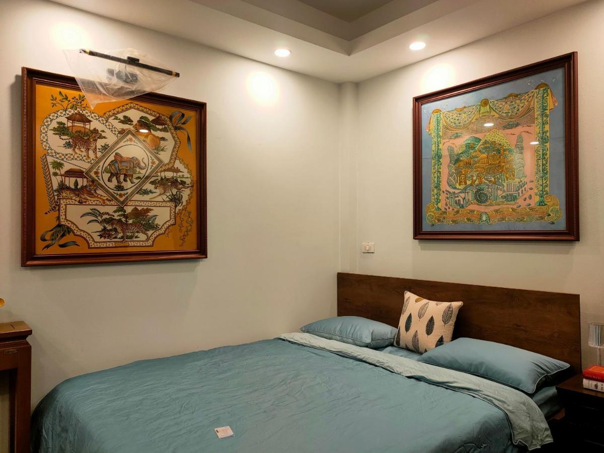Homestay Nha Pho Ha Noi Sinsoledad - 437 Hong Ha Street Guest house Hanoi