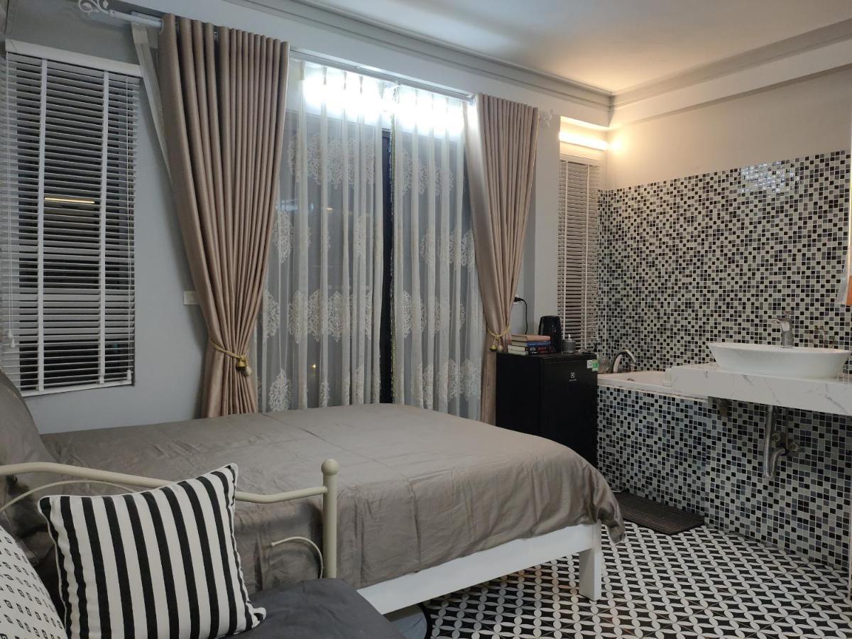 Homestay Nha Pho Ha Noi Sinsoledad - 437 Hong Ha Street Guest house