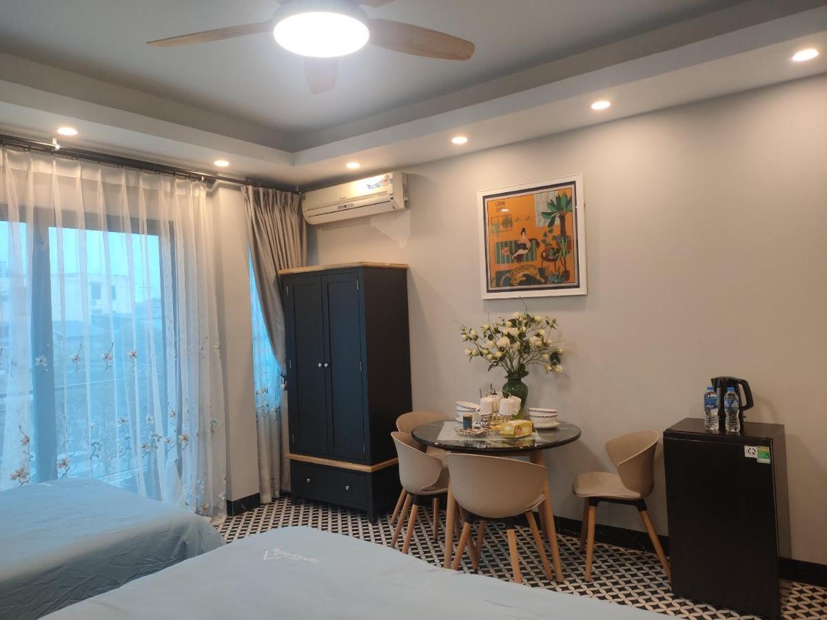 Homestay Nha Pho Ha Noi Sinsoledad - 437 Hong Ha Street