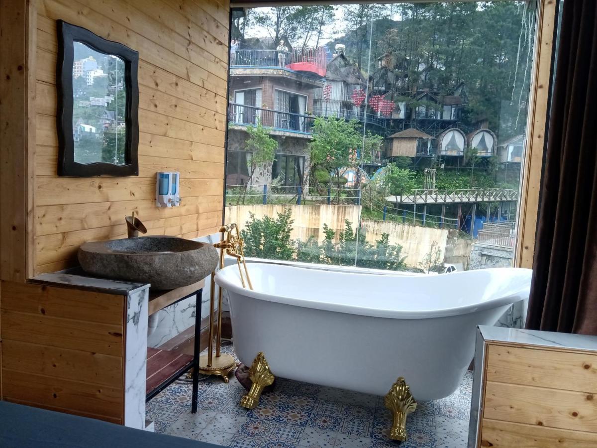 Mimosa Homestay *