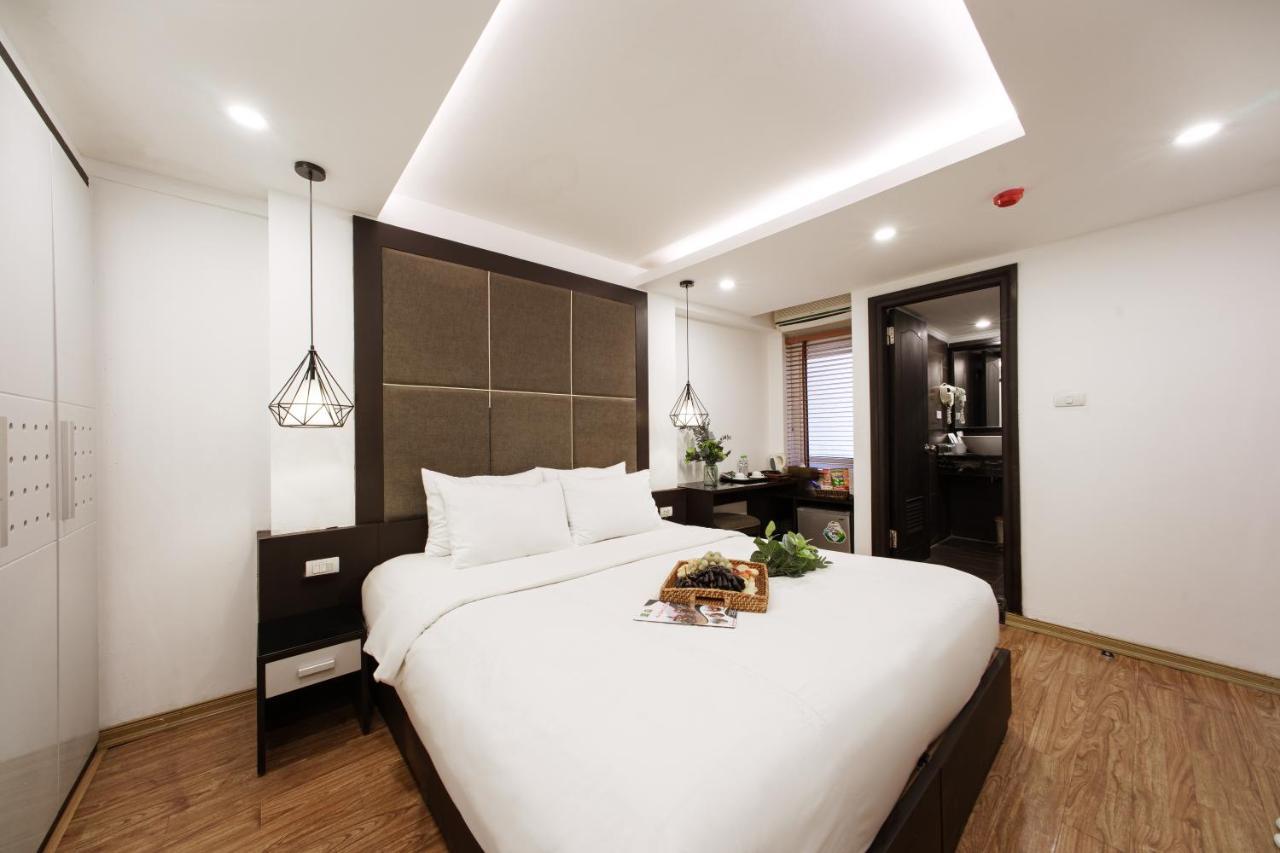 Hotel Keypad - 24 Hang Ga