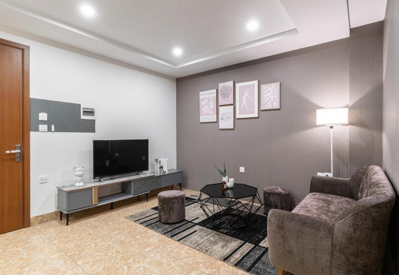 Tan Homestay - Serviced * Hanoi