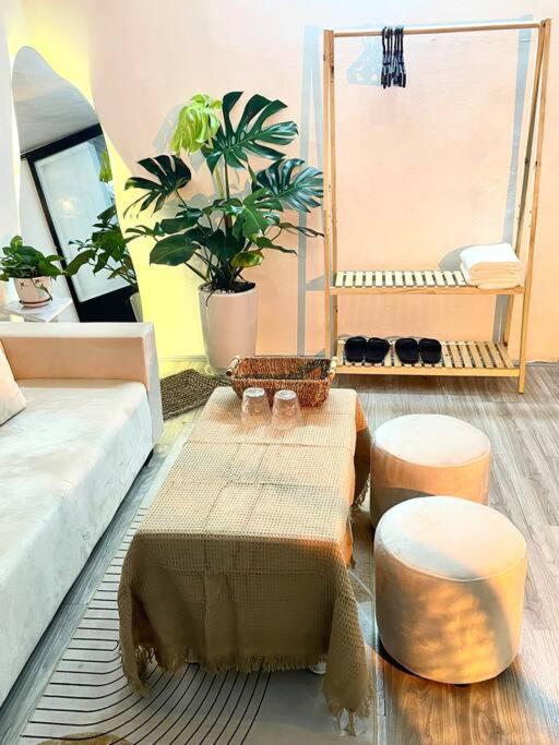 Loft House/ Hoan Kiem Lake/ Book Street Apartment Hanoi