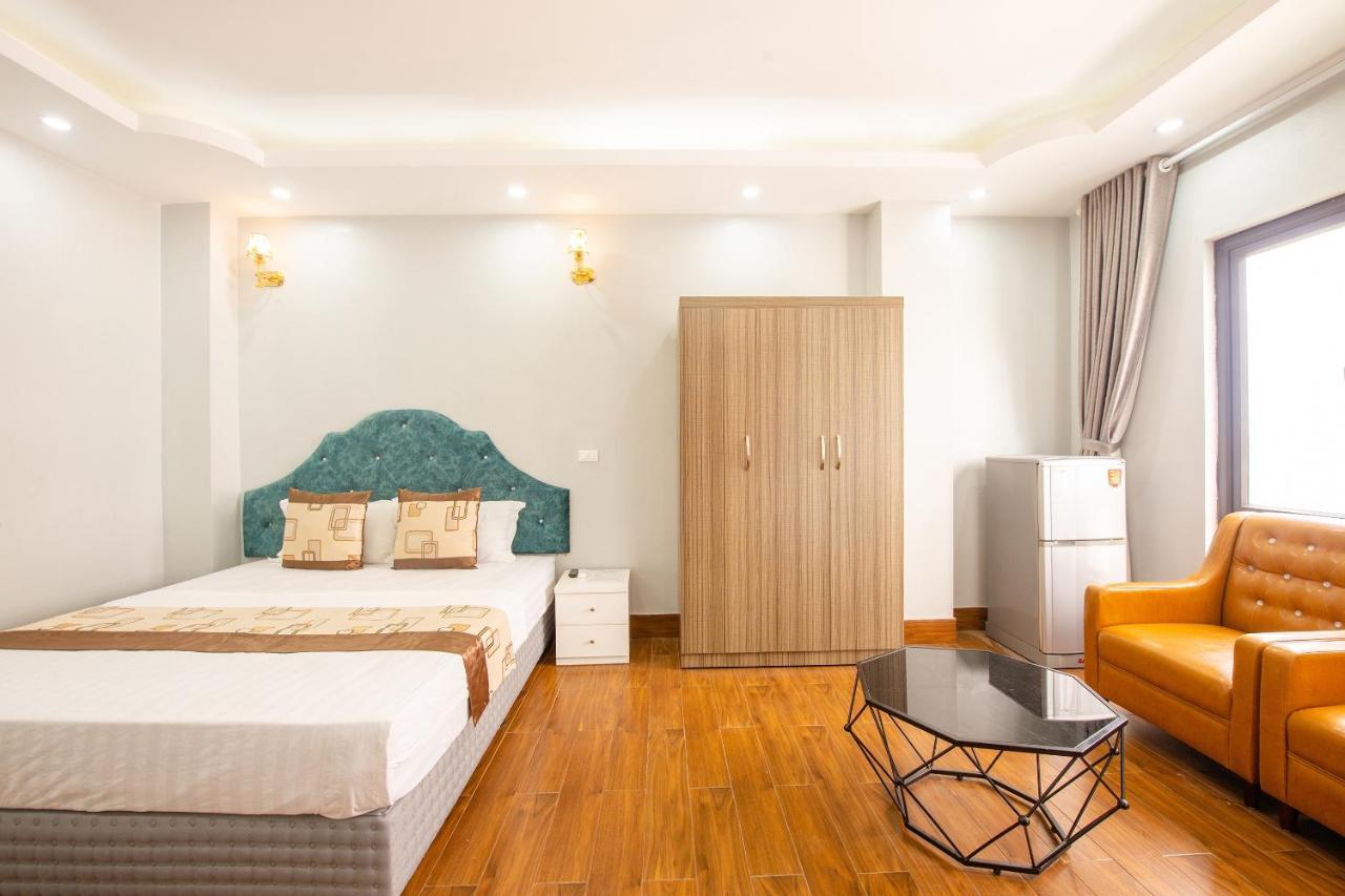 Hotel 411 Nam
