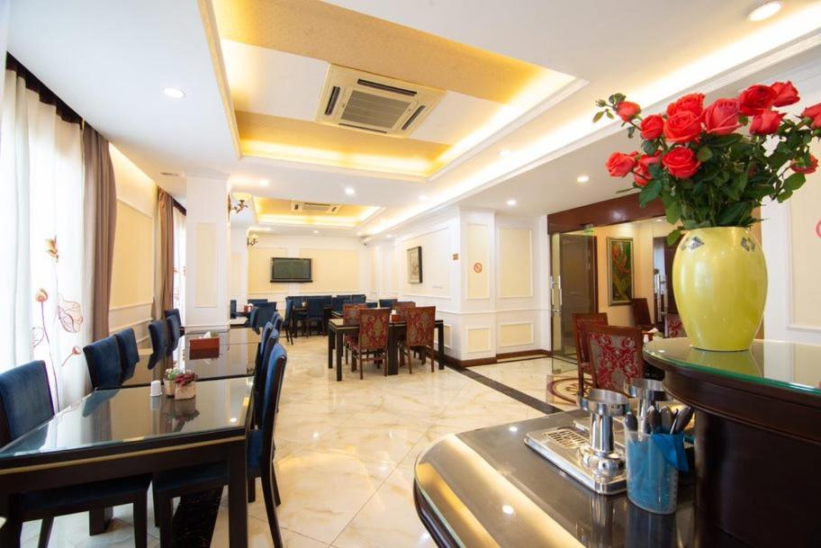 Khách sạn A25 - 15 Trần Quốc Toản 2*