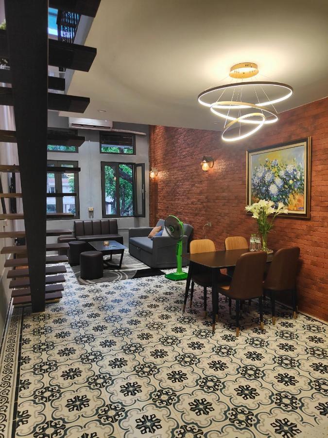Boulevard Rollandes House Apartamento Hanói