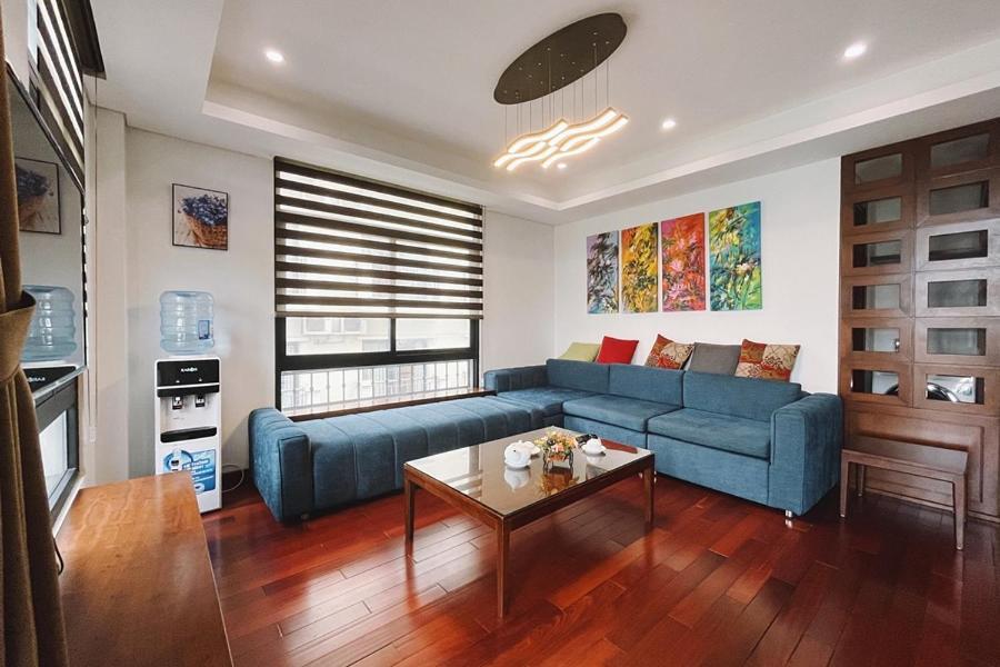 8 - Luxury Apartment, Open View