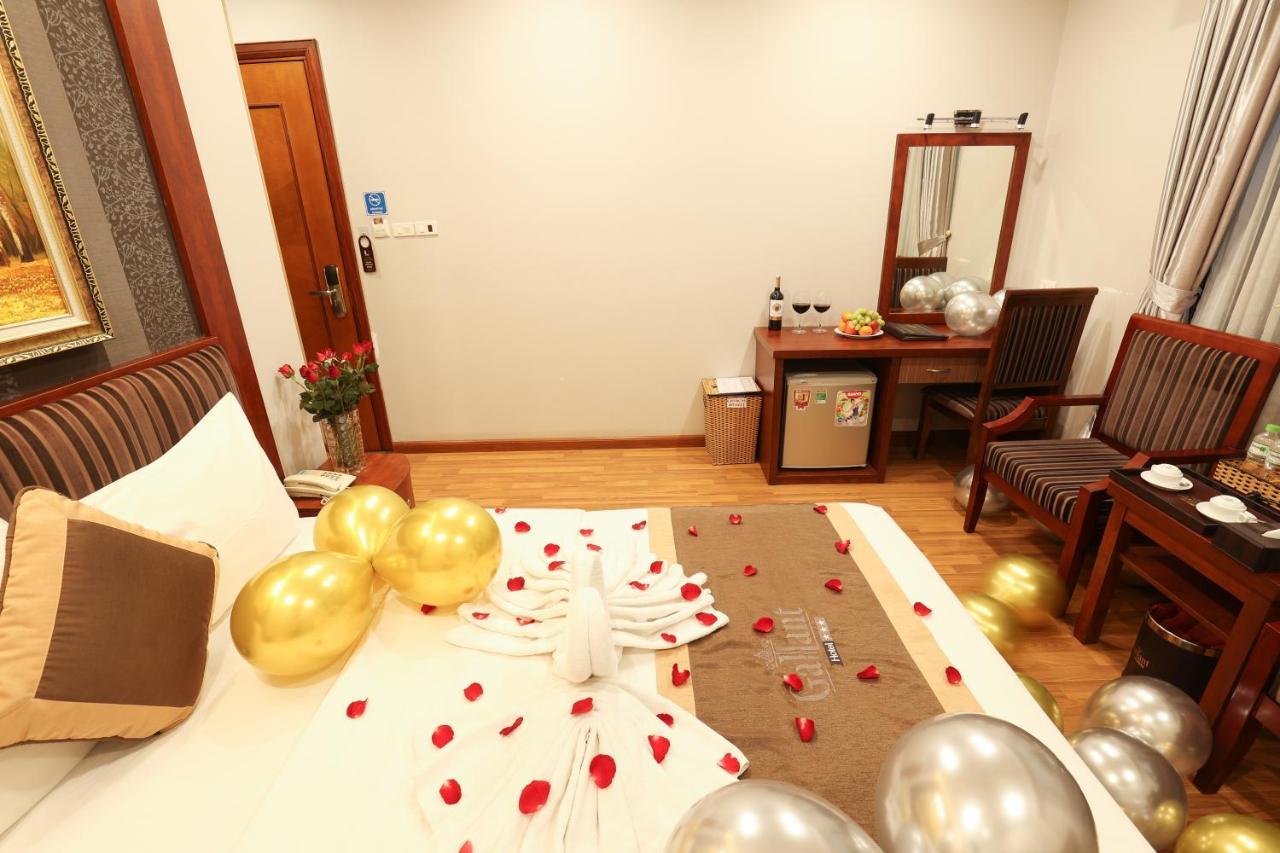 Gallant Hotel 3*