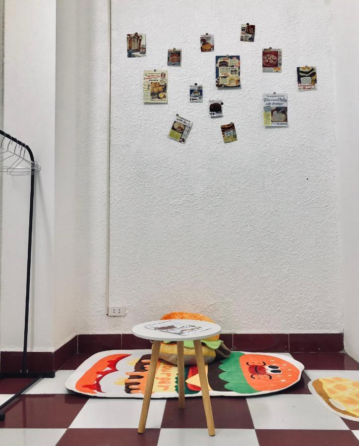Dnut's House *