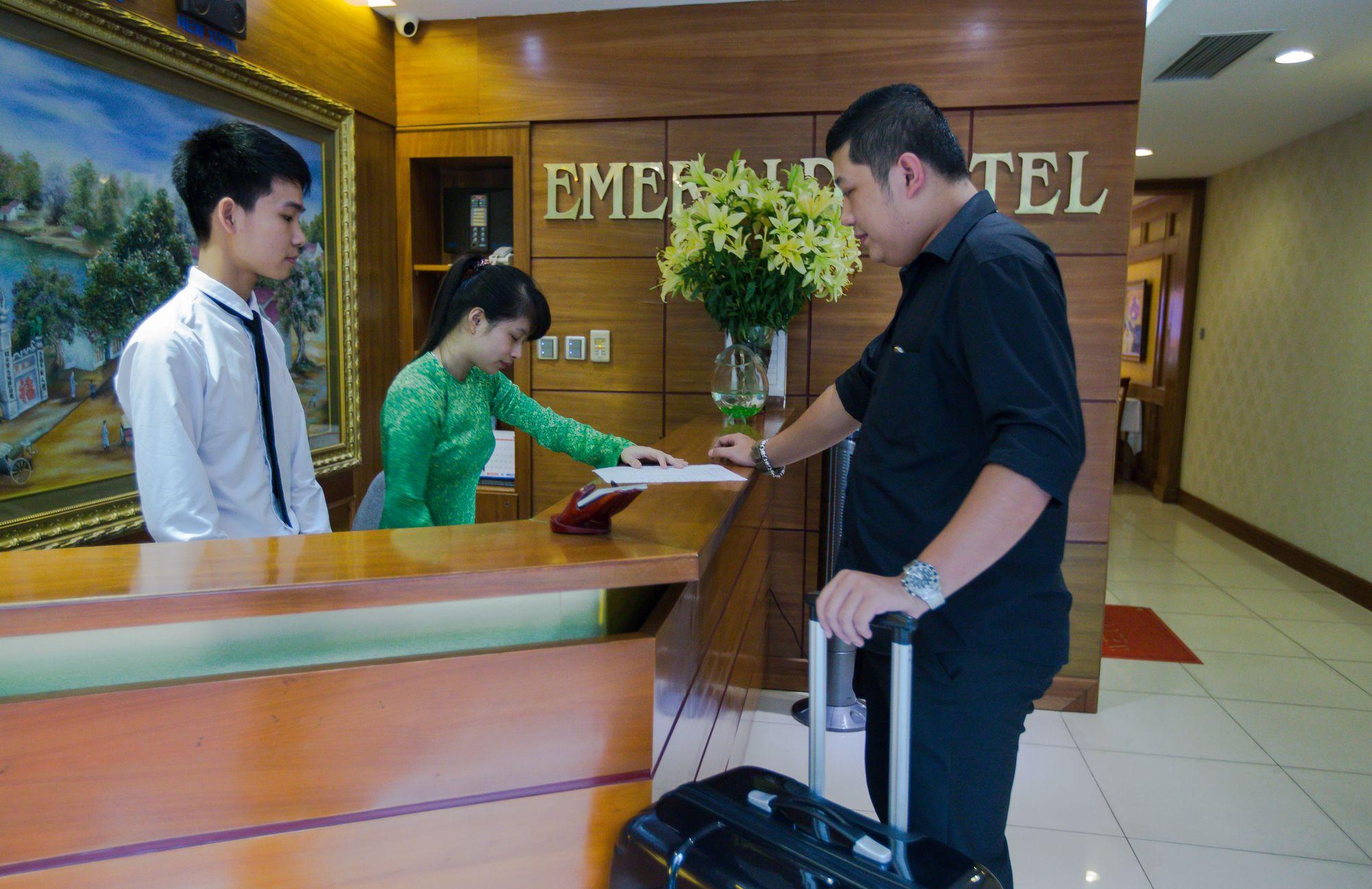 Emerald Boutique Hotel 4*