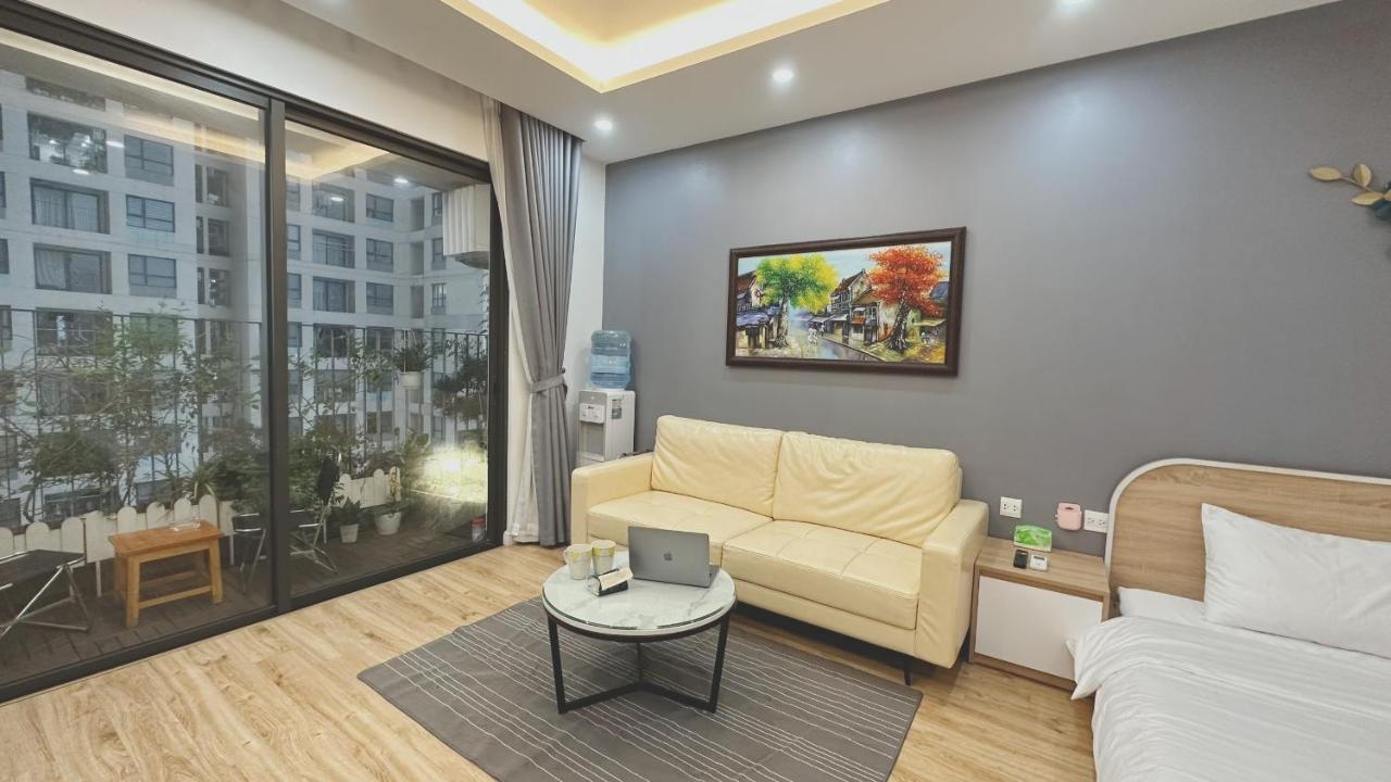 Vinhomes Dcapital Tran Duy Hung Official * Hanoi