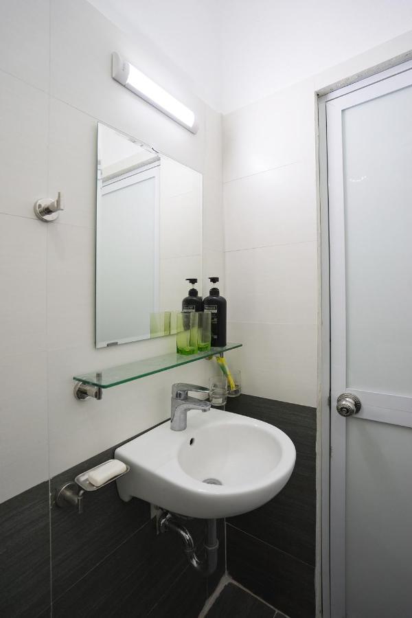 Michi House 3 Le Hong Phong, Doi Dien Lang Bac Homestay Hanoi