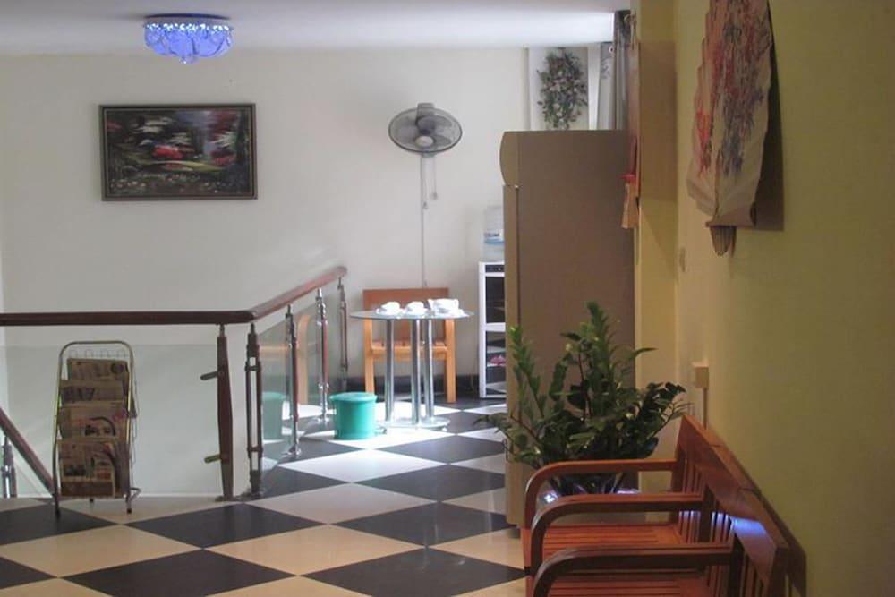 A25 - Doi 2 Hotel 2*