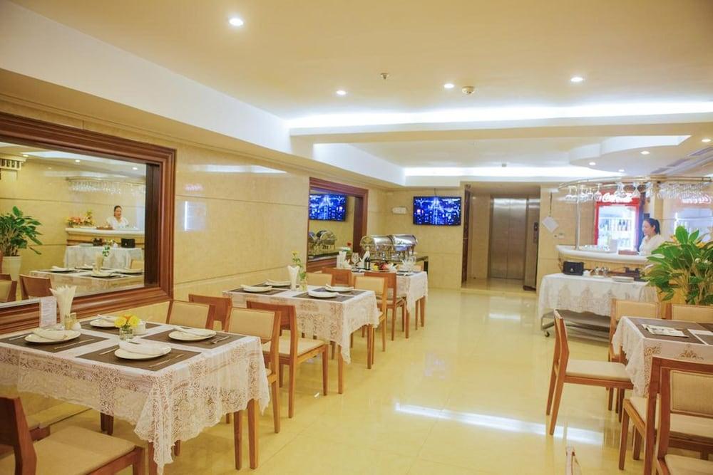 The Pearl Hotel 3*