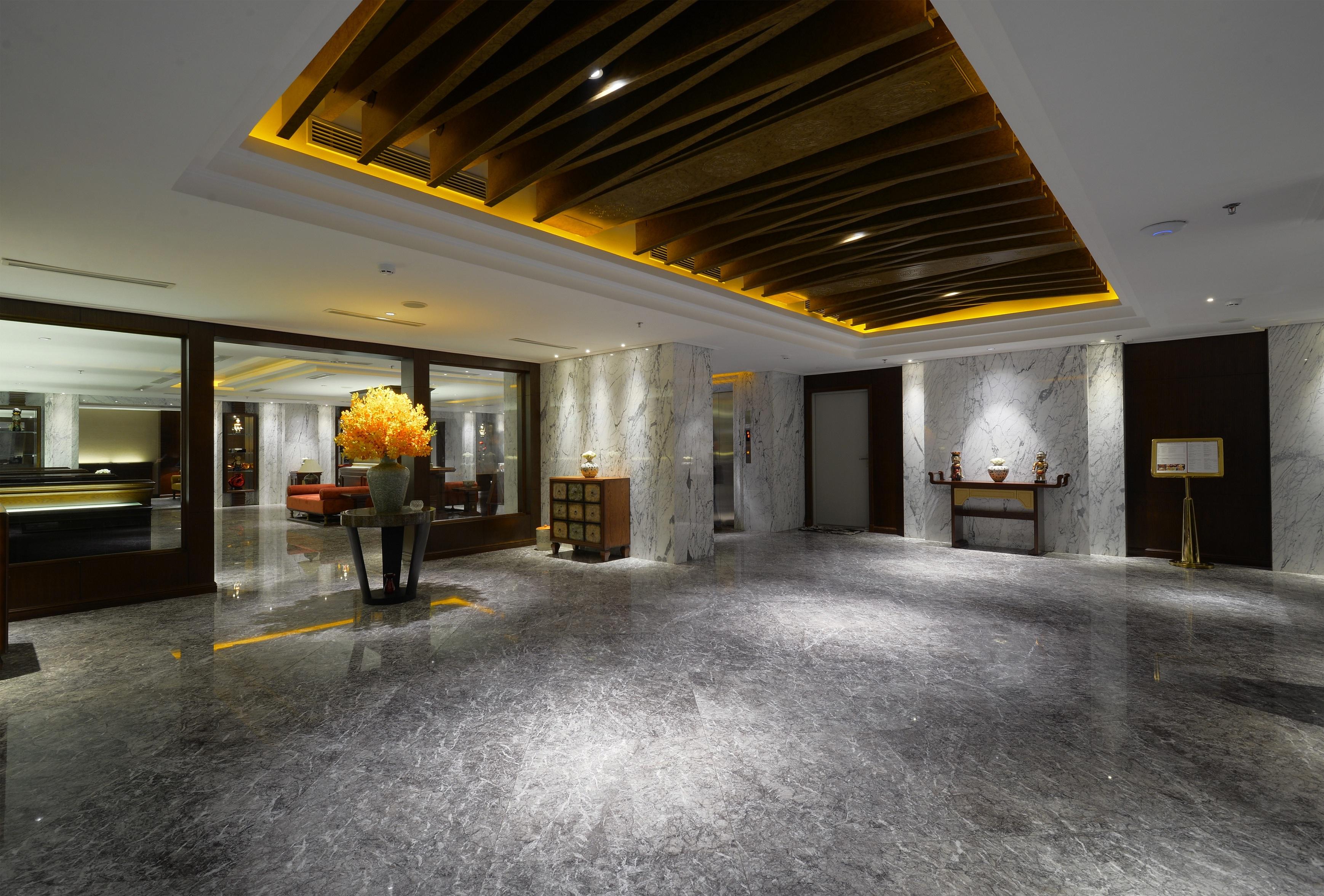 Le Jardin Haute Couture Hotel Hanoi
