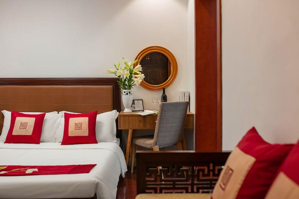 Au Coeur D'hanoi Boutique