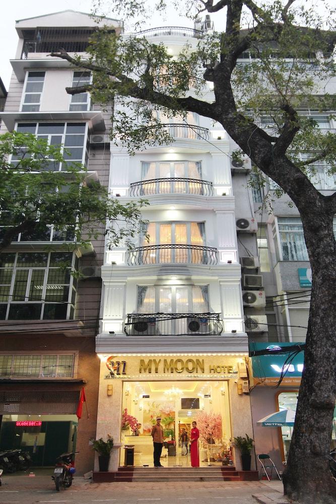 My Moon Hotel