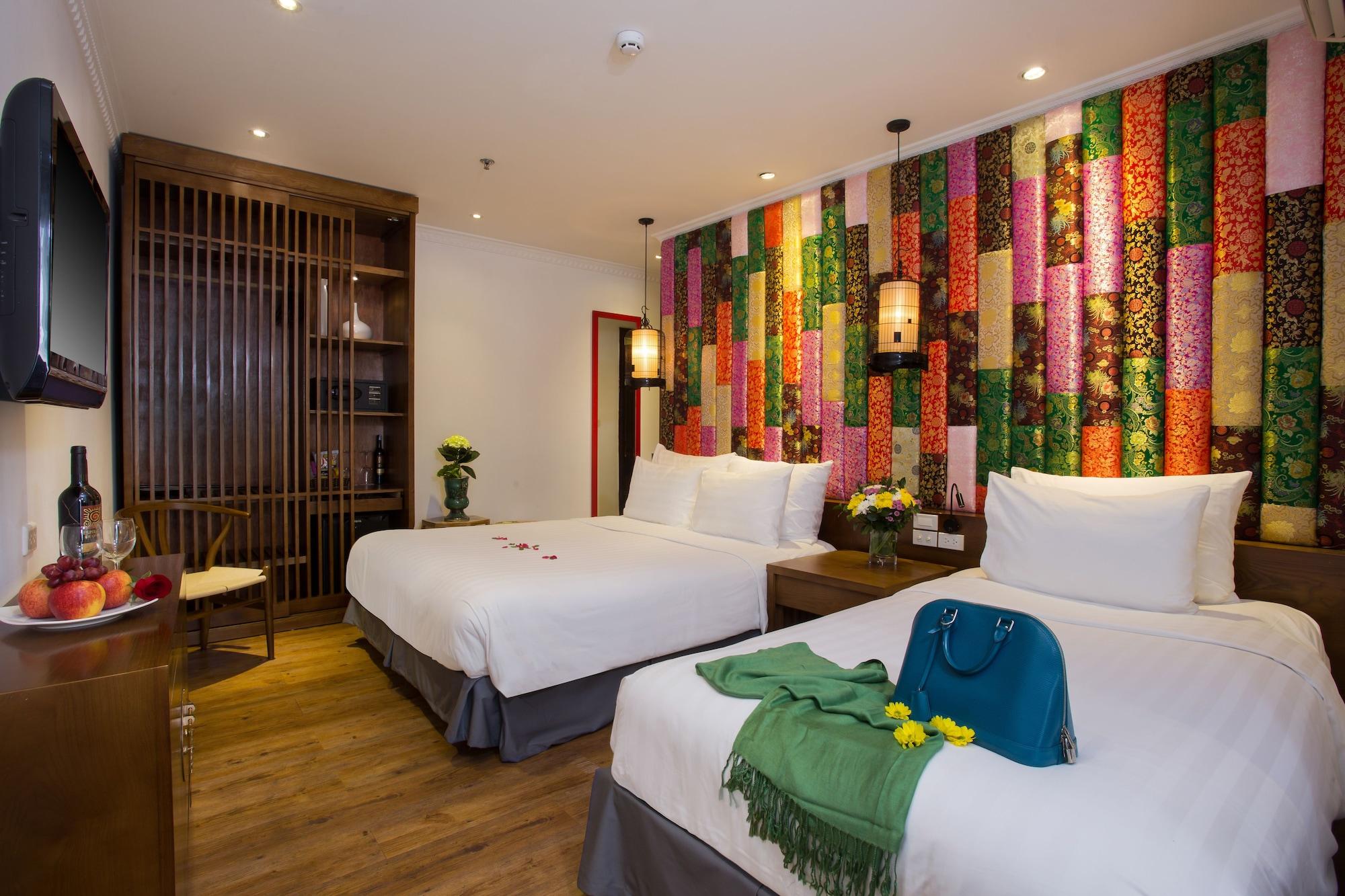 Media & 4* Hanoi