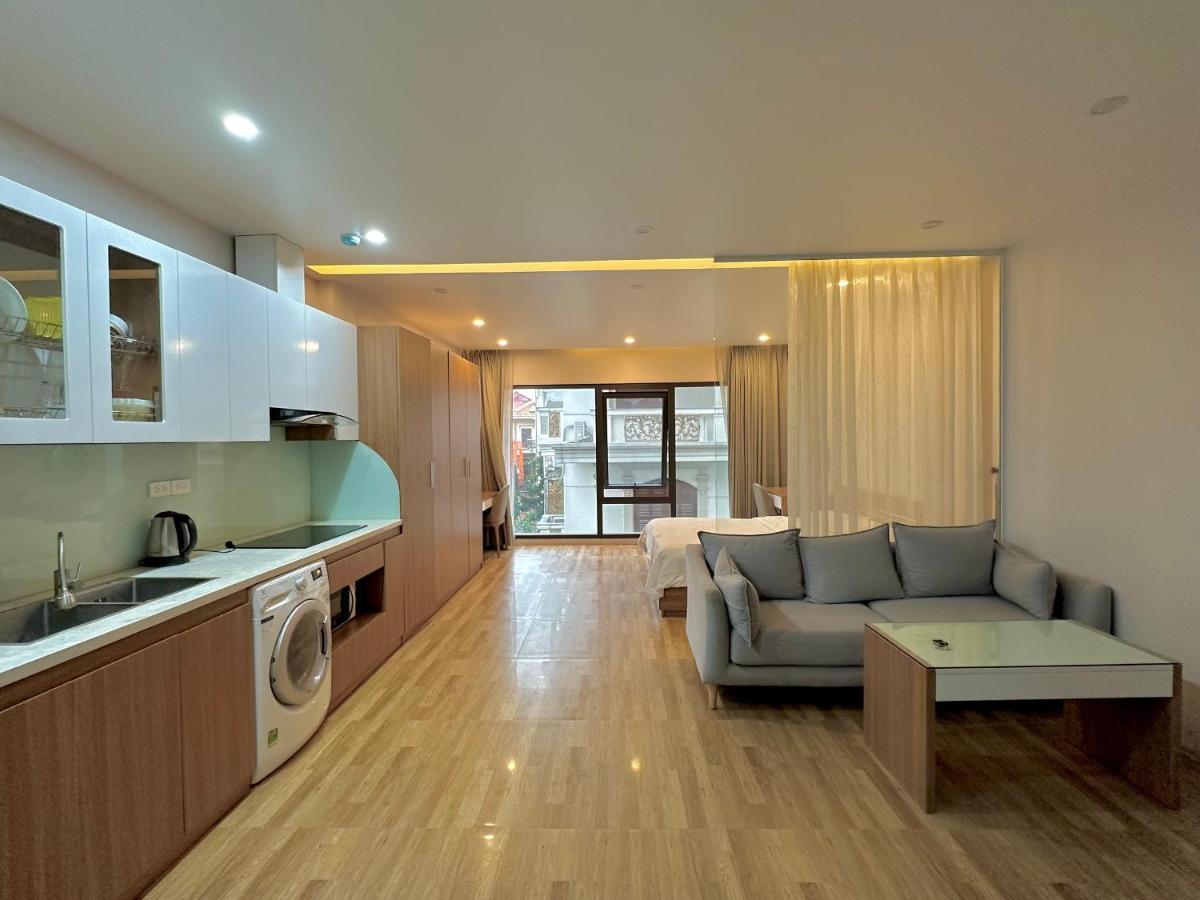 40m Large Room, Quiet Place Homestay Apartment Hanoi