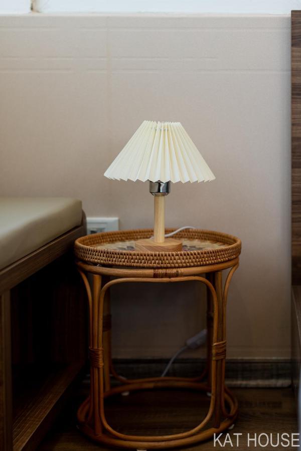 3 Bedrooms With Lots Of Natural Light, Old Quarter Căn hộ