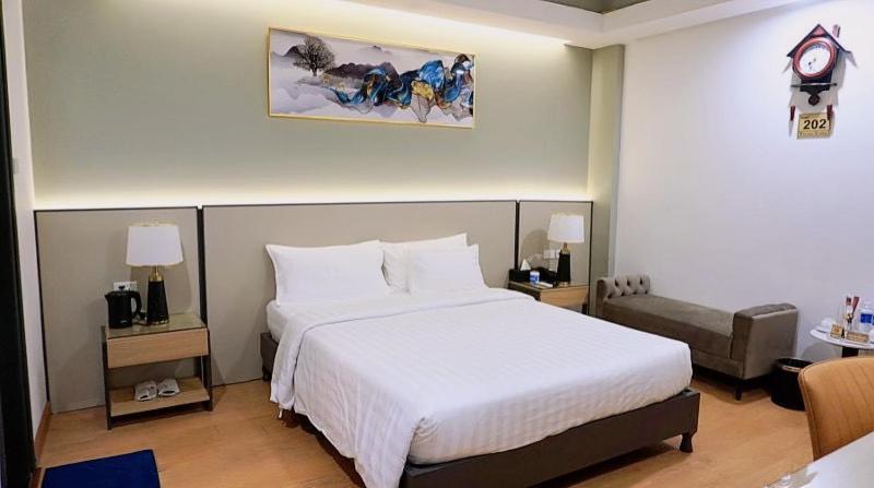 A25 - 12 Pho Hue Khách sạn 2*