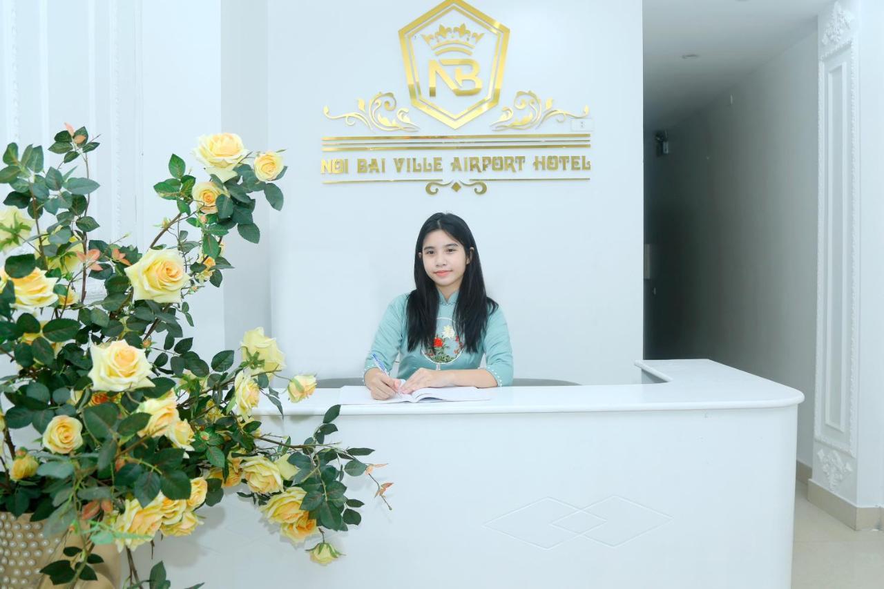 Noi Bai Airport 3*