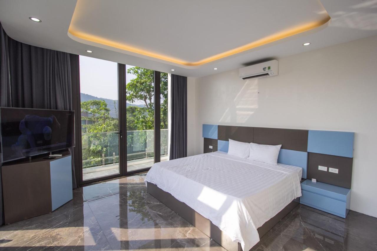 Venus An Khang's F2-15 * Hanoi