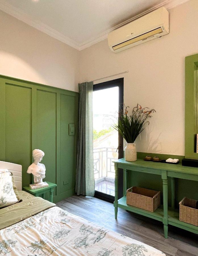 Sora Hoan Kiem 3 Bedrooms 3 Balconies Apartment *