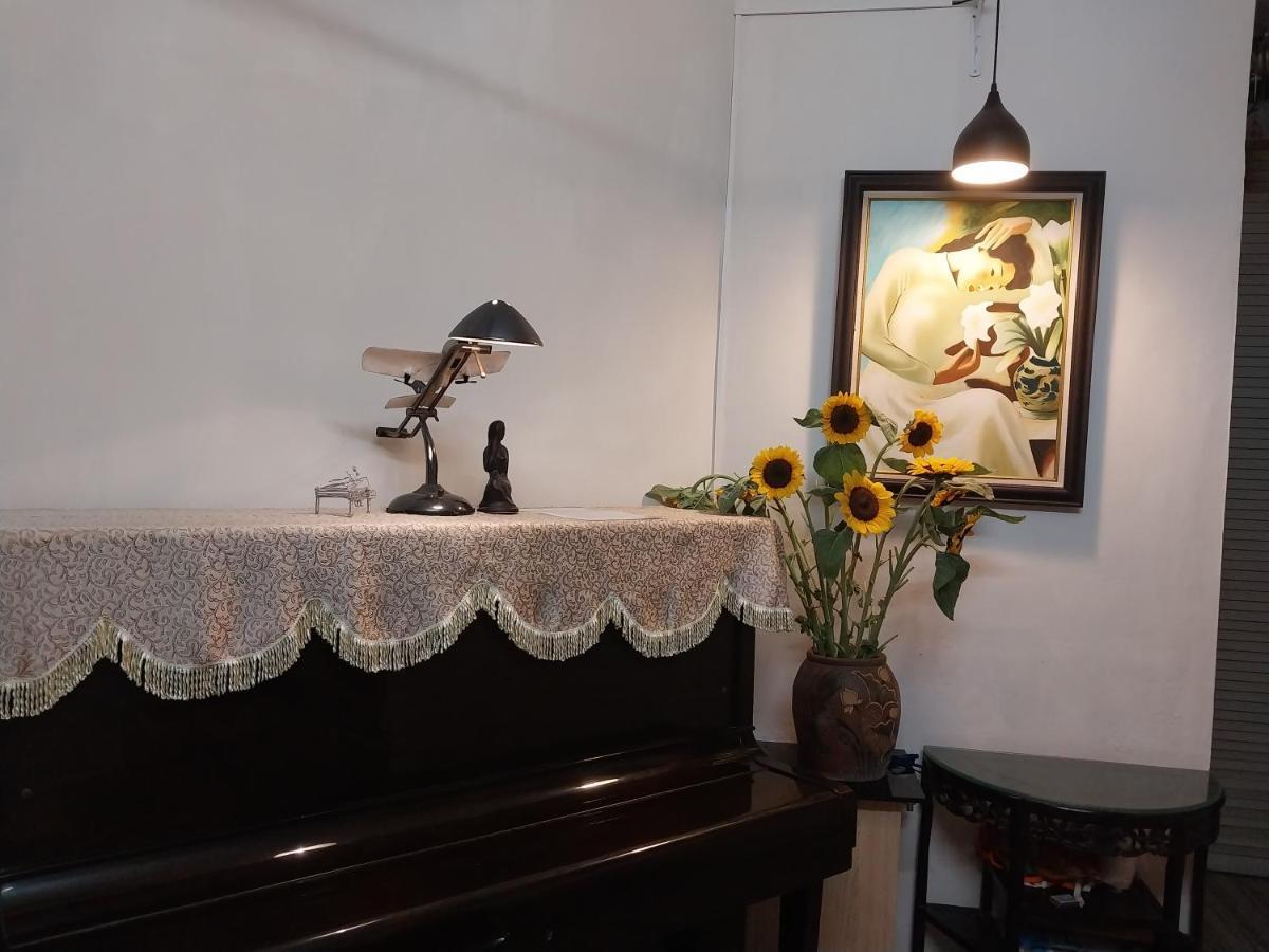 Da Tree Homestay Hanoi