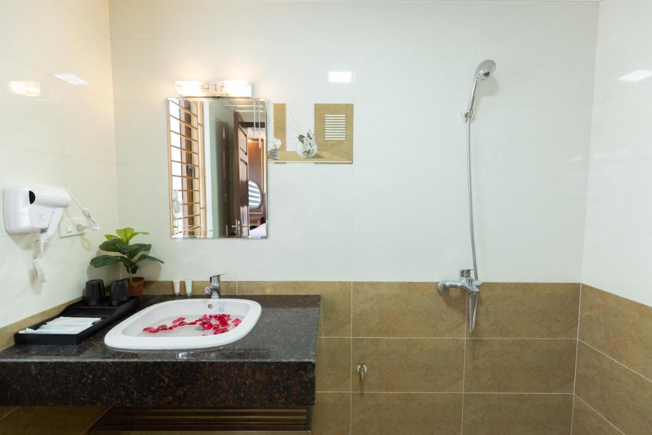 Royal Sai Dong - Long Bien Hotel Hanoi