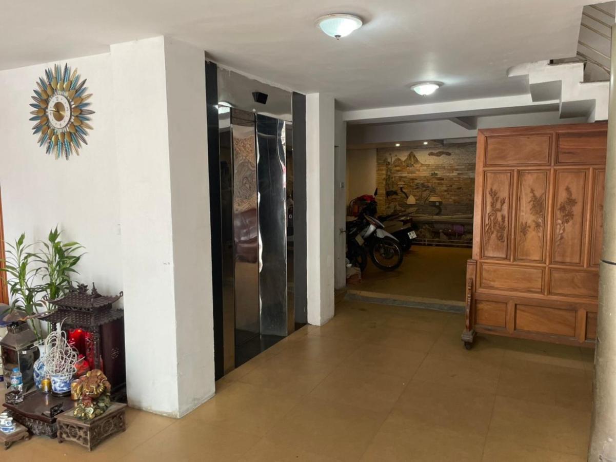 Hotel Thuy Tu *
