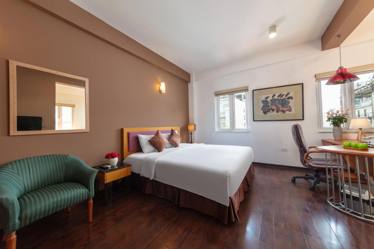 Golden Sunshine And Travel Hotel