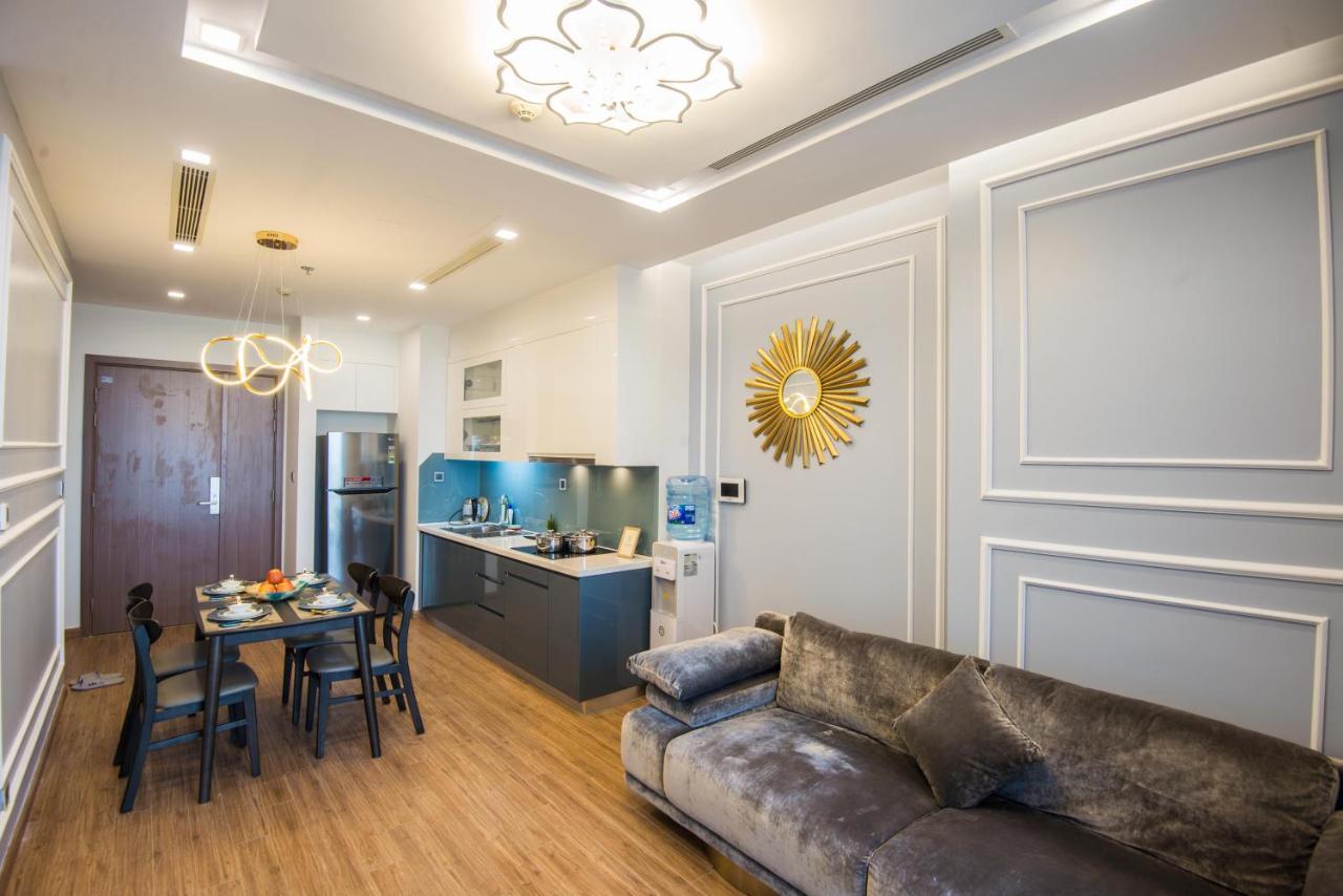Aparthotel Royal Serviced Vinhomes Metropolis