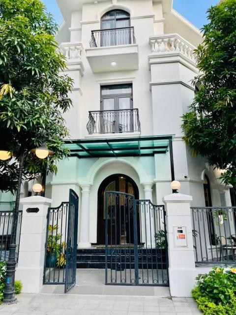 Villa 3 Bedrooms In The - Vinhome Ocean Park *