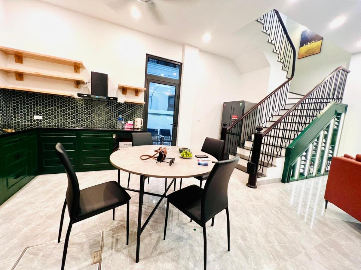 3 Bedrooms In The - Vinhome Ocean Park *