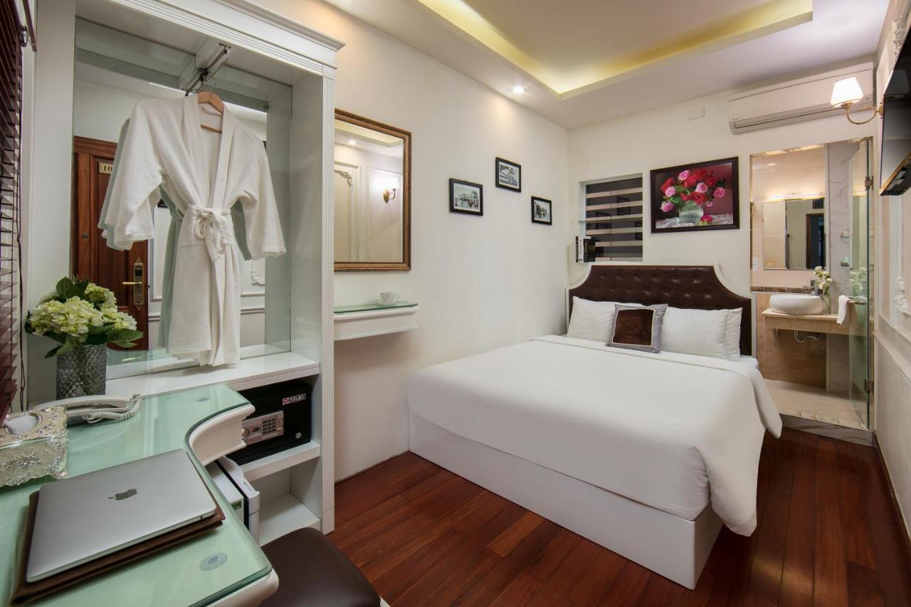 Trangtrang Premium & Sky Bar 4*