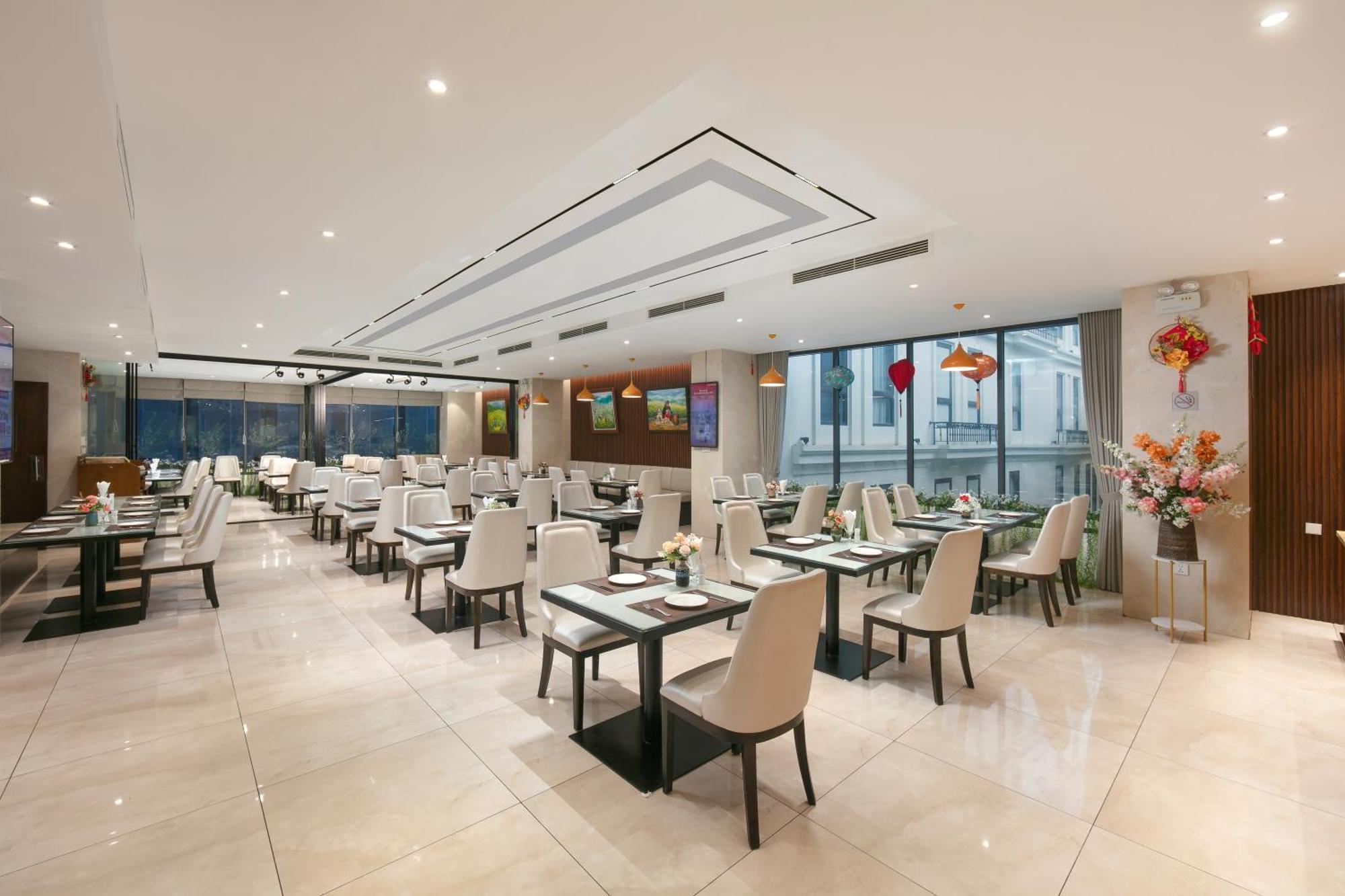 Hotel Grand Cititel & 4*