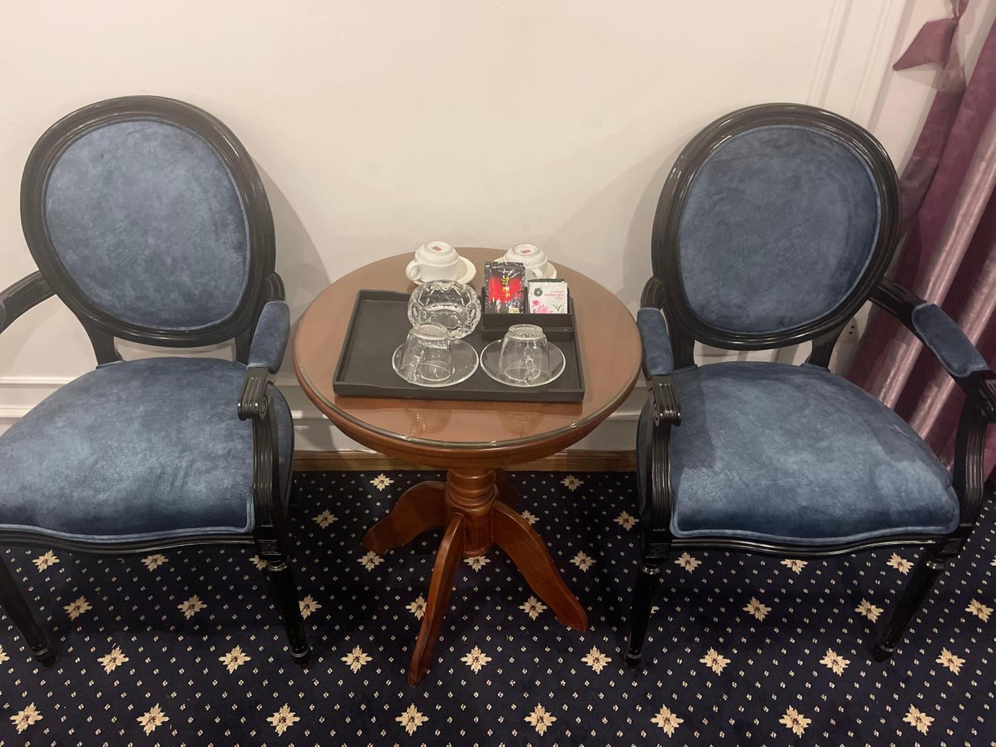 New Amely Khách sạn