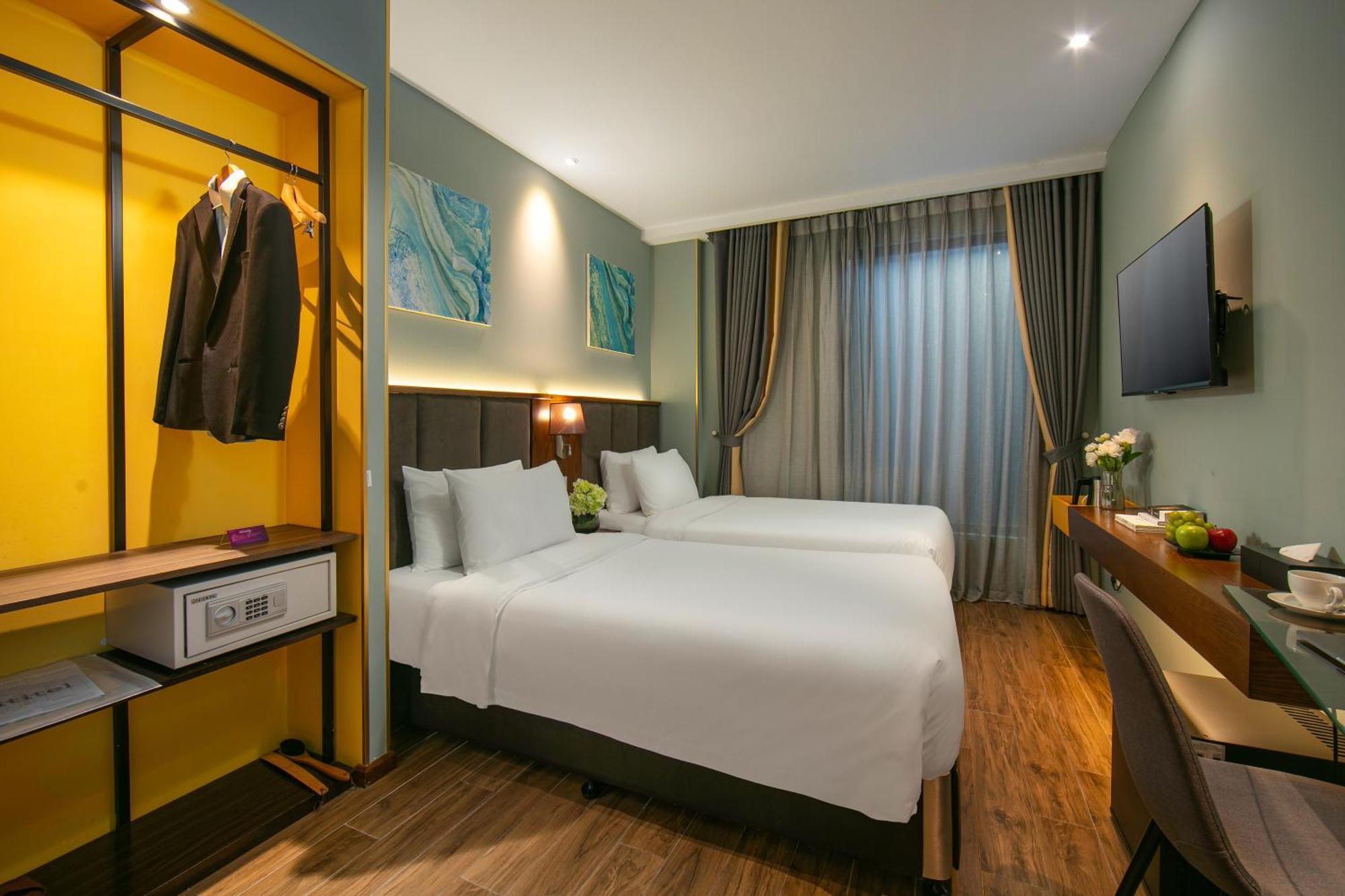 Grand Cititel & 4*