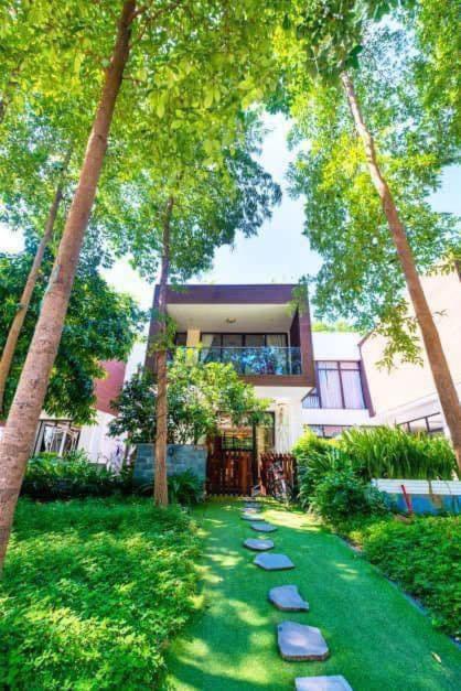 3 Phong Ngu Starsky Hoang Quyen 9- Flamingo Dai Lai Resort- Voi Be Boi & An Sang Mien Phi Apartment